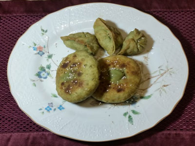 Fried green algae dumplings made with WPRO30+ protein-plus-omega-3 algae powder